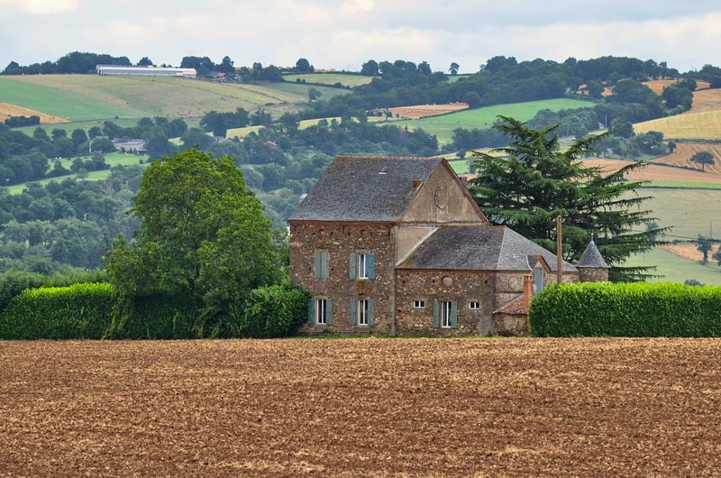 Farmhouse Wedding Venue
